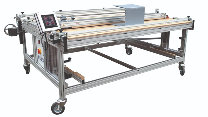 Heiz- und Abkantmaschine